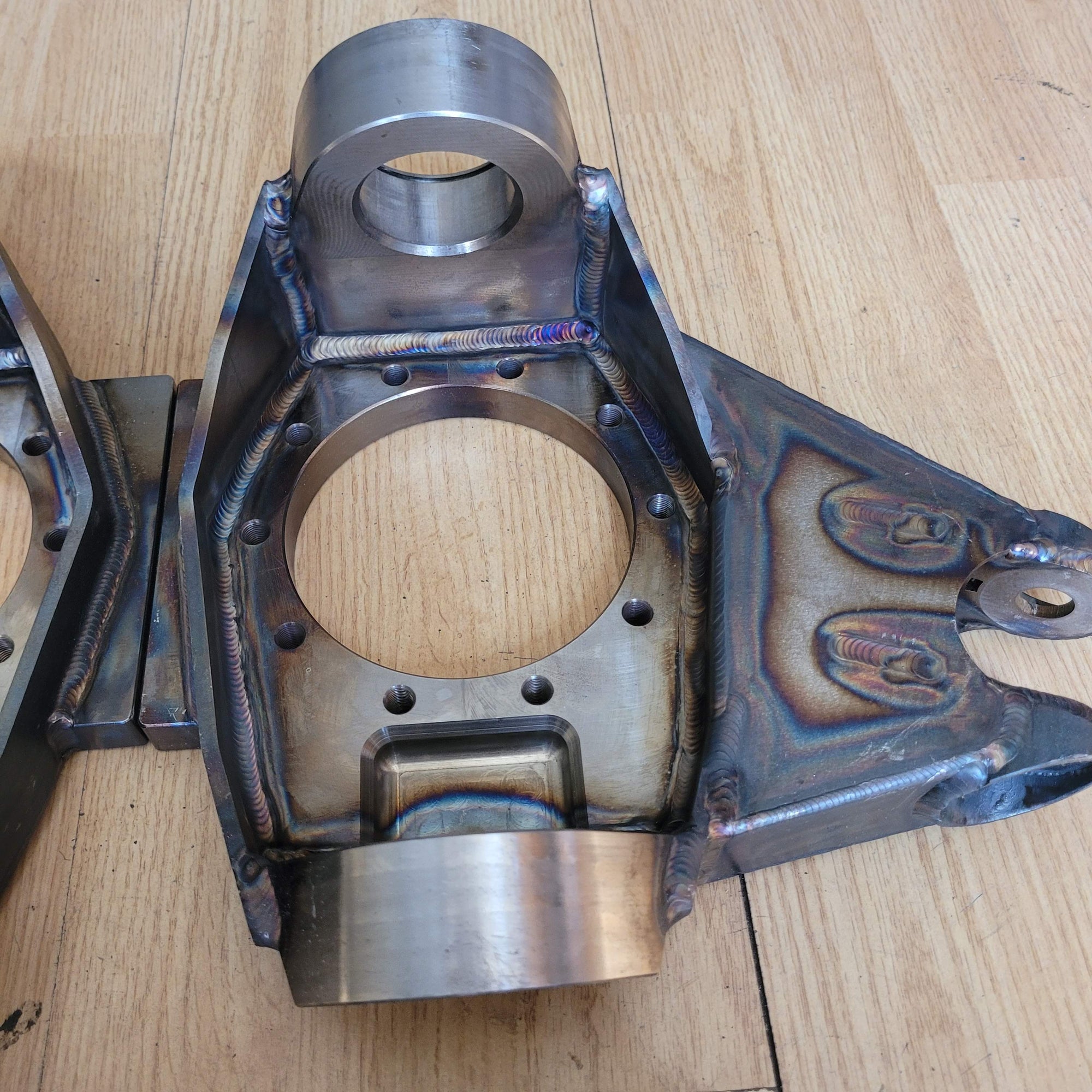 Dana 50 Billet / Fabricated Steering Knuckle