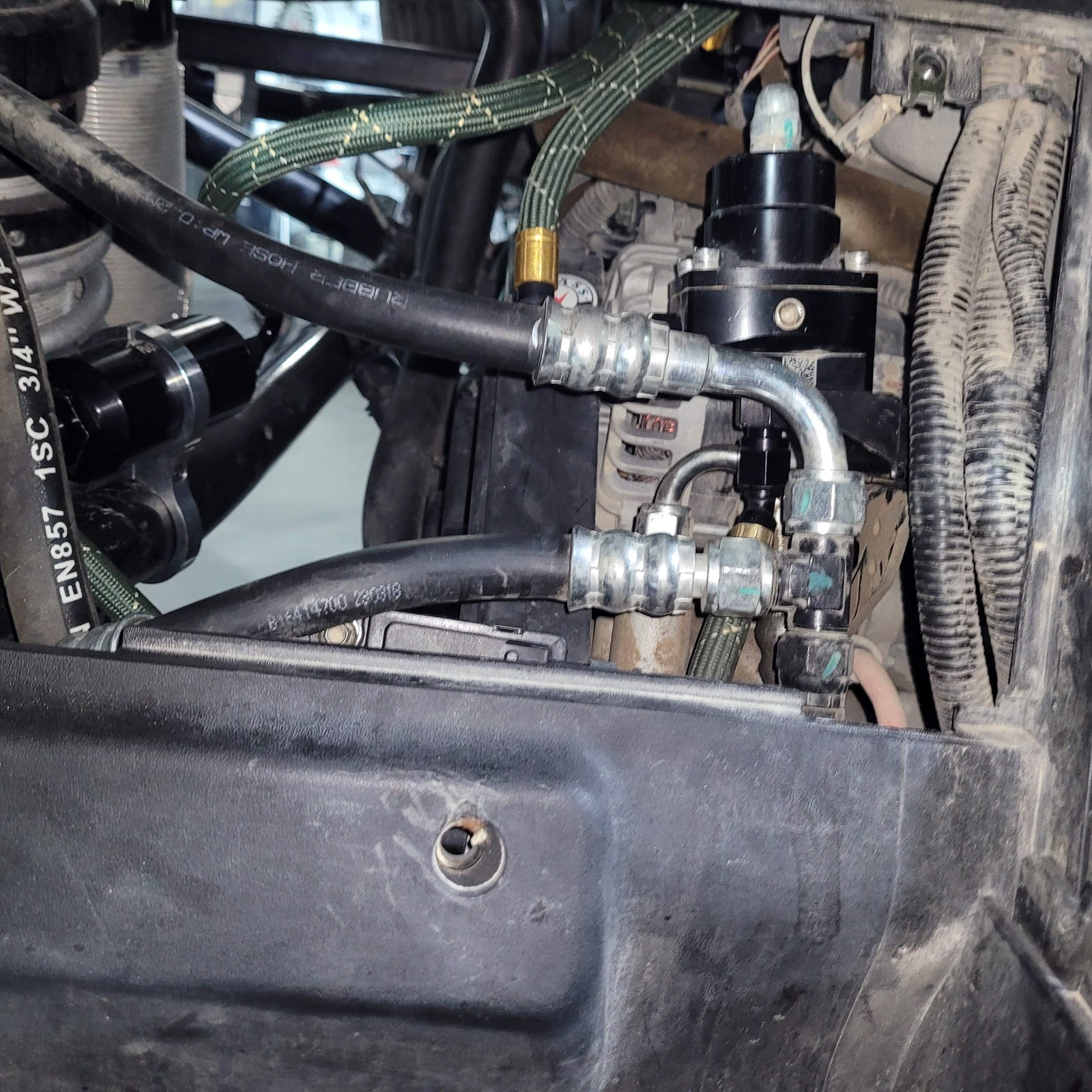 Fuel line and fitting upgrade kit with 10 micron Aeromotive filter