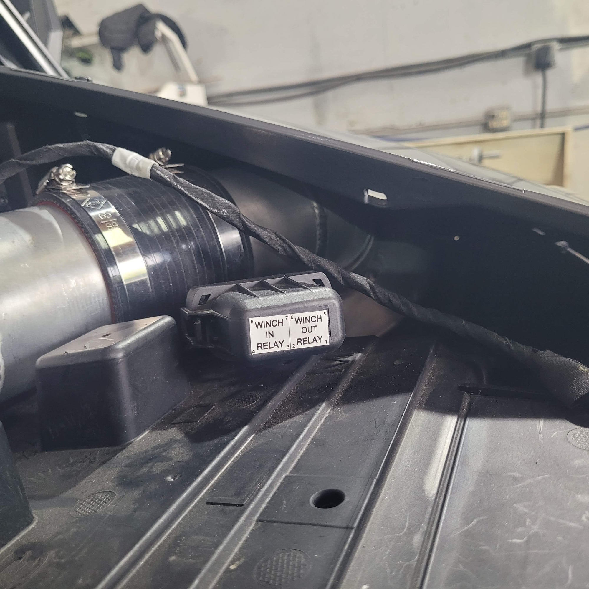 Polaris Xpedition Cabin A/C recirculation and positive pressure system