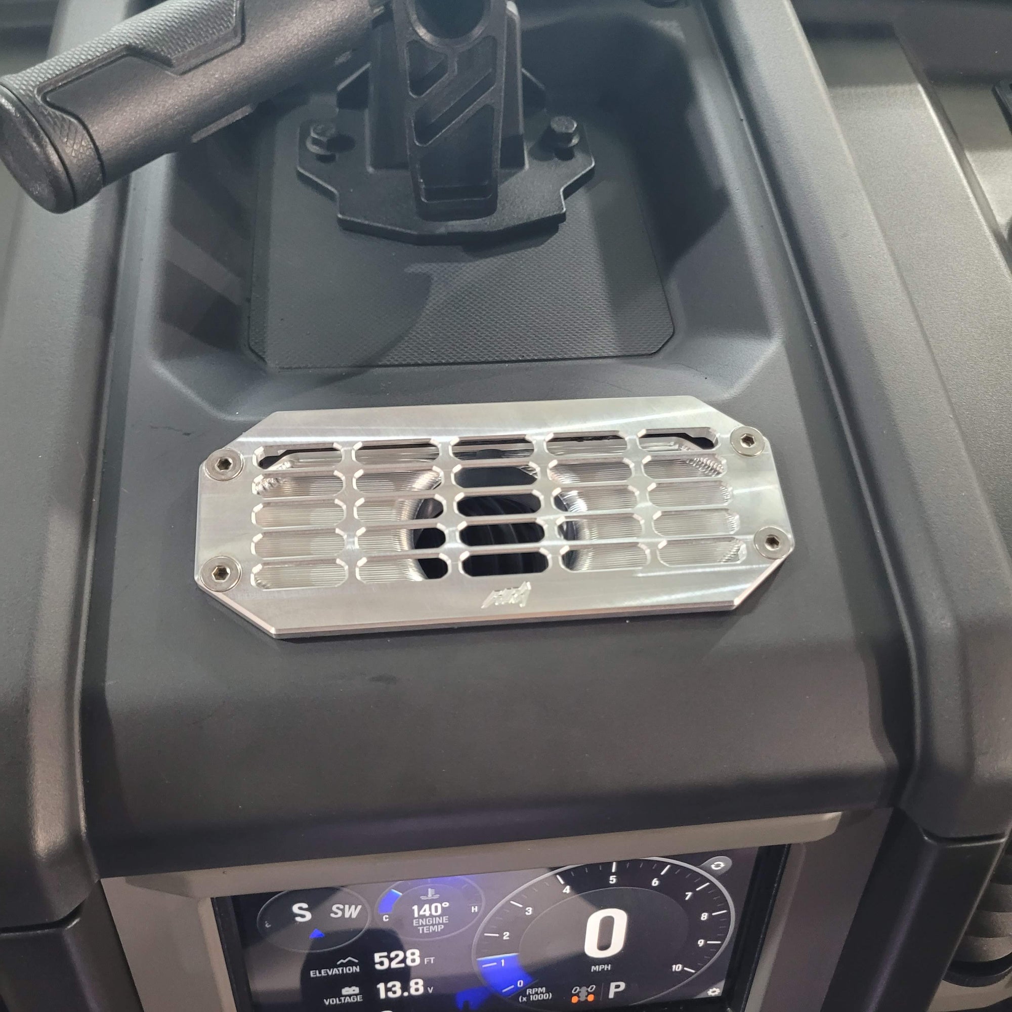 Polaris Xpedition Cabin A/C recirculation and positive pressure system